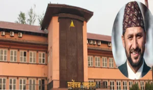 नेपाल के सुप्रीम कोर्ट ने शुक्रवार को डिप्टी पीएम और गृह मंत्री रबी लामिछाने के निलंबन की मांग वाली याचिका पर अंतरिम आदेश जारी करने से इनकार कर दिया।