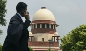 पलानीस्वामी, सुप्रीम कोर्ट